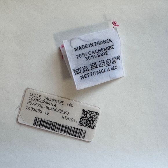 Hermès Pink 140cm Cashmere &  Silk Scarf / Shawl - Cosmographia Universalis - Picture 12 of 16